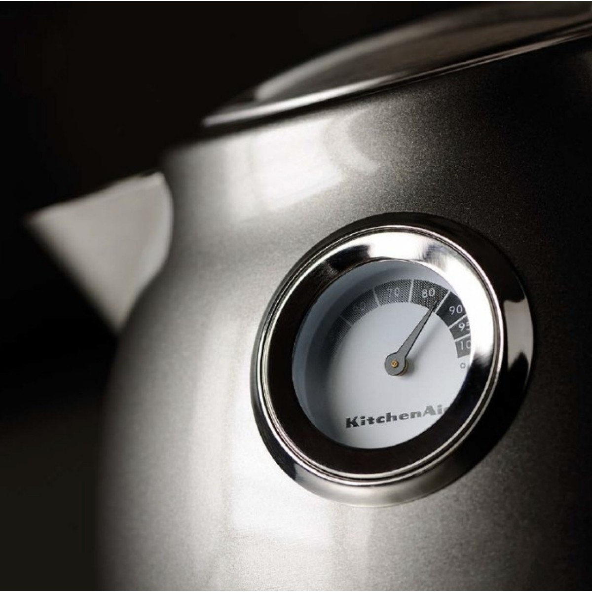 KitchenAid, Rychlovarná konvice Artisan 5kek1522, stříbřitě šedá